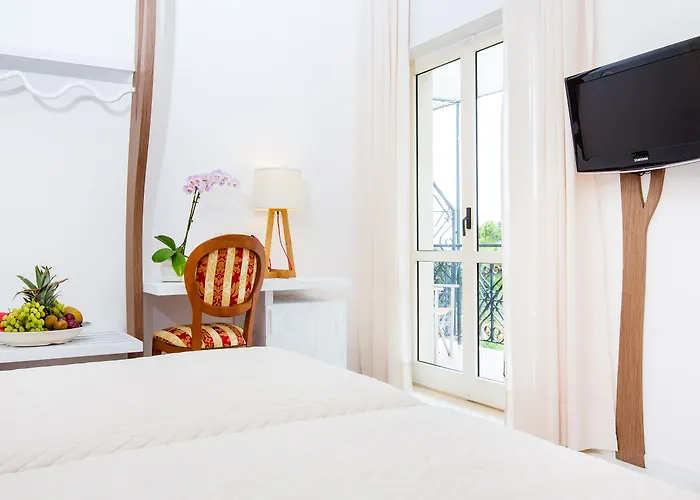 アパートホテル Le Axidie