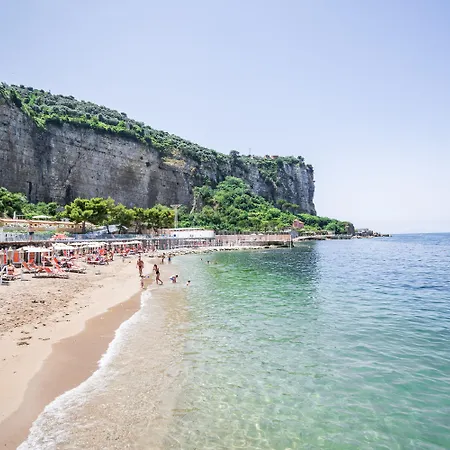 Le Axidie Apartahotel