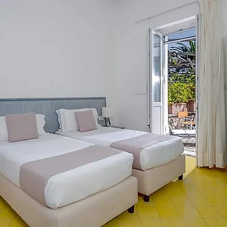 Le Axidie Apartahotel Vico Equense